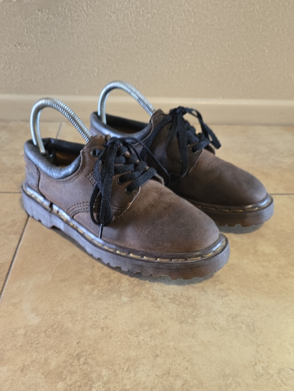 Dr. Martens Brown Leather Shoes with Made In England Vintage UK 6, US 7M, US 8W